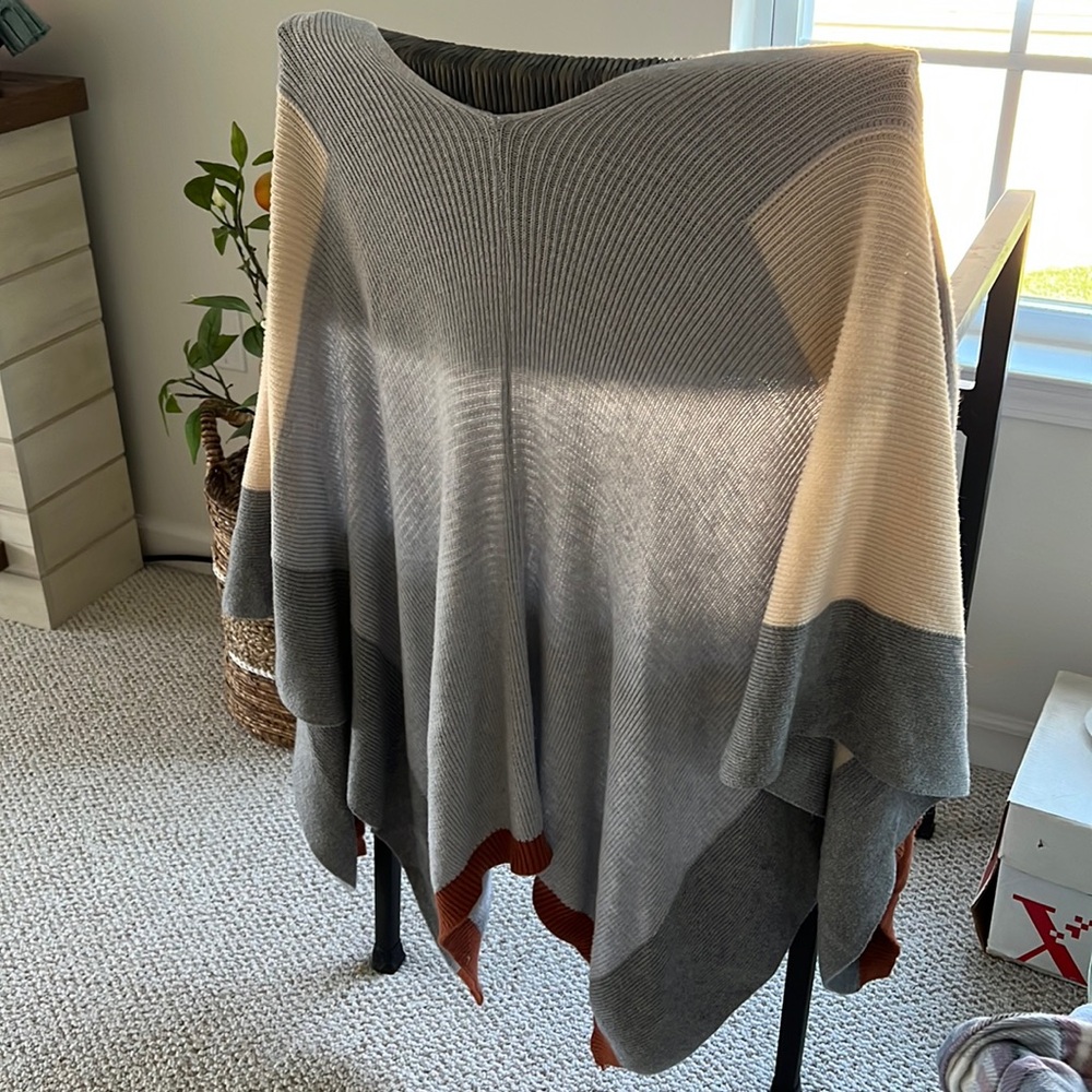 Gray, cream and terracotta color block poncho